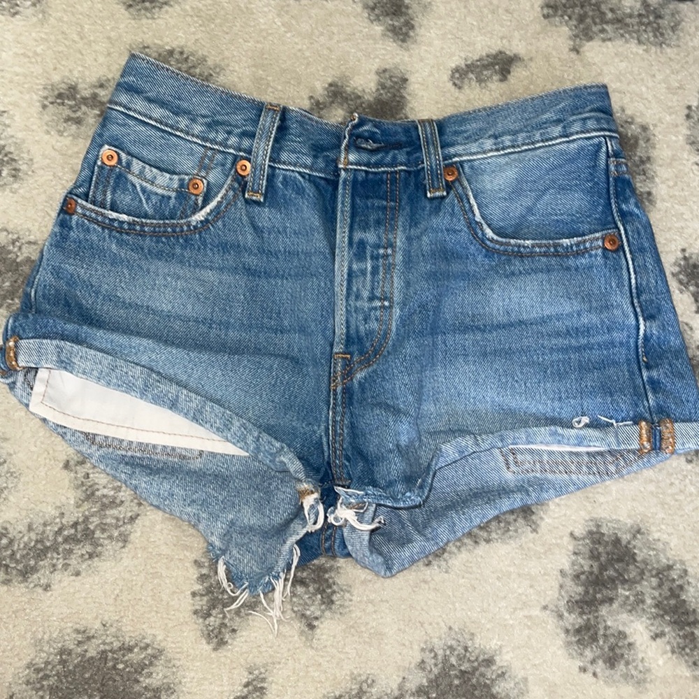 Levi shorts